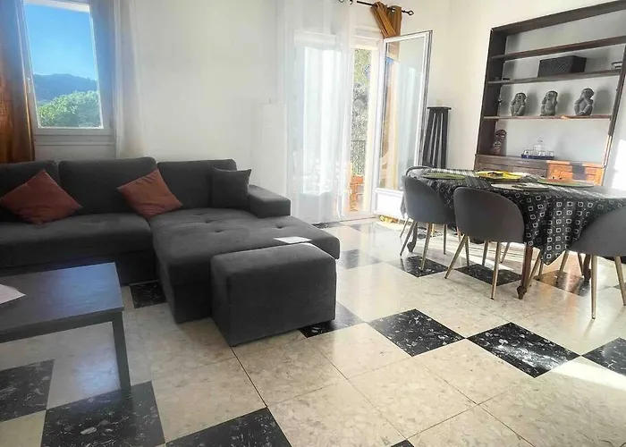 בית נופש Charmante Maison En Plein Coeur De *